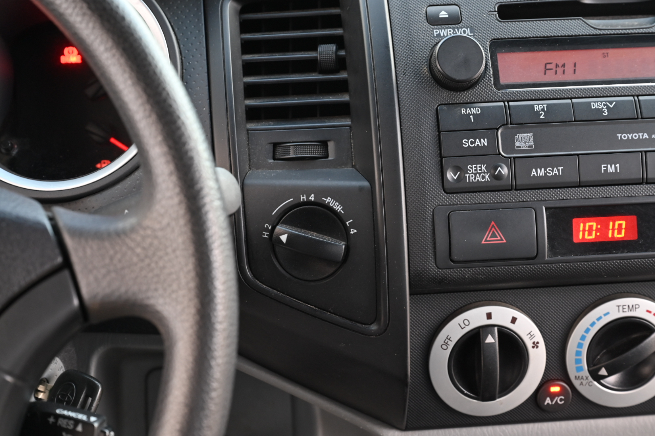 Toyota Tacoma  2011