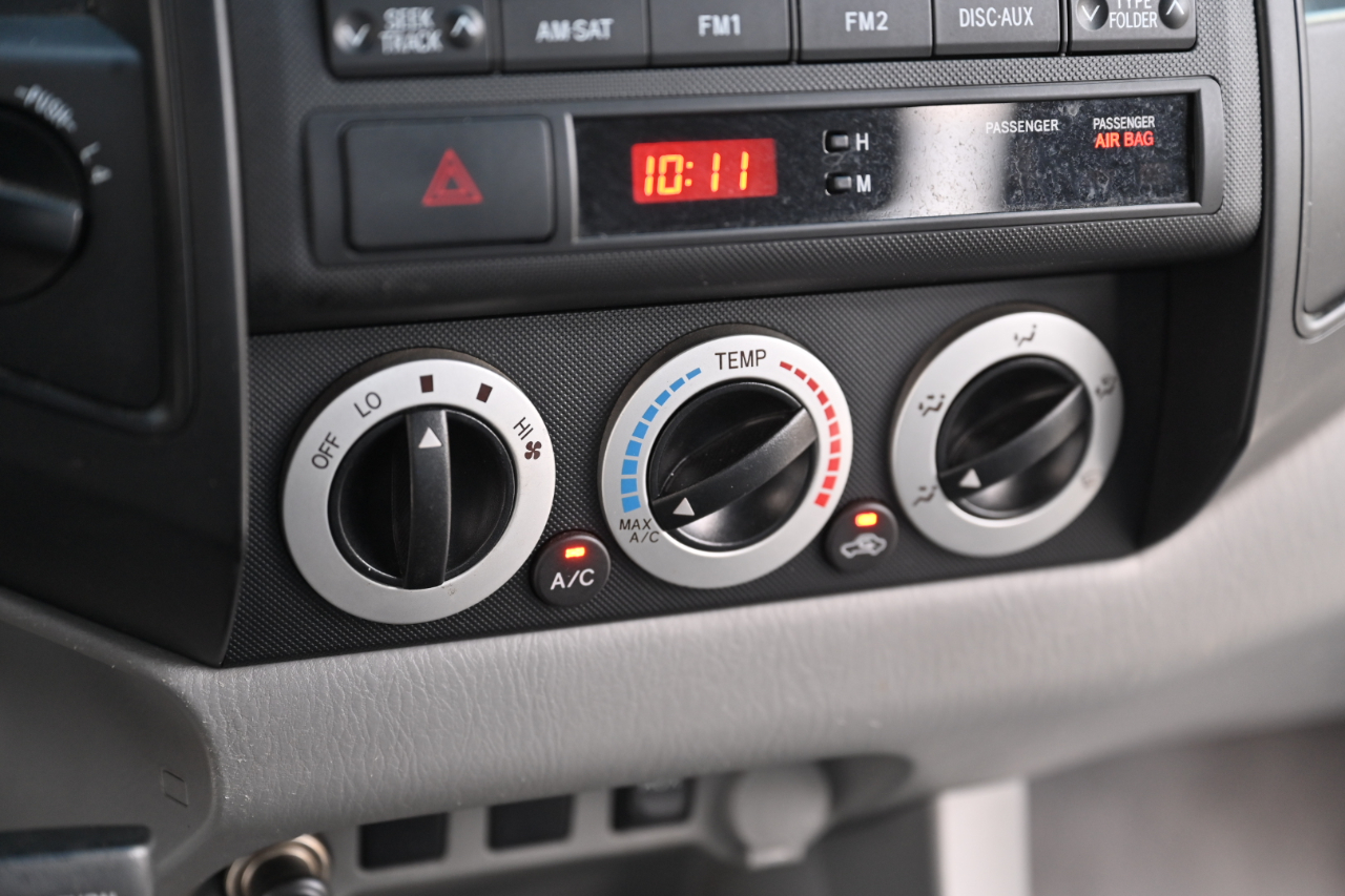 Toyota Tacoma  2011