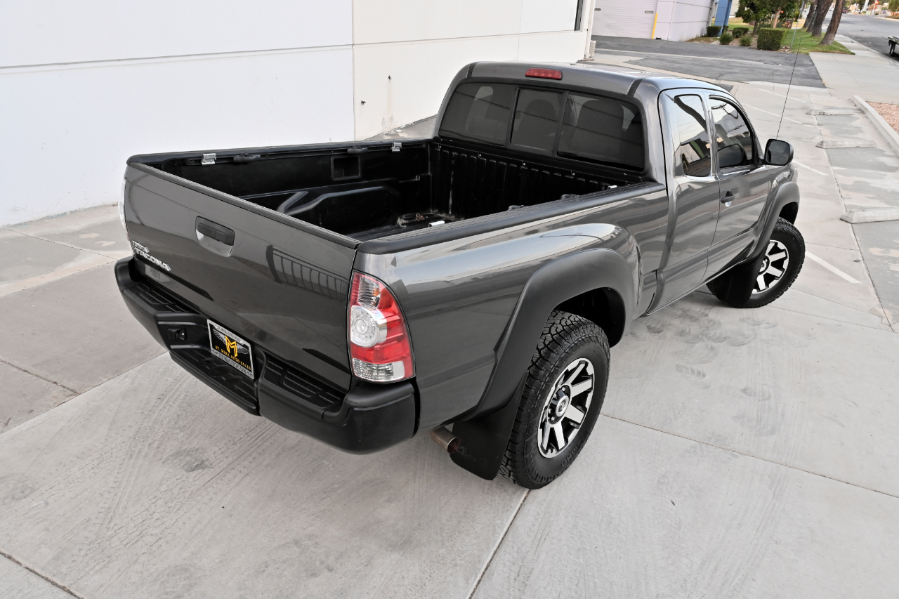 Toyota Tacoma  2011