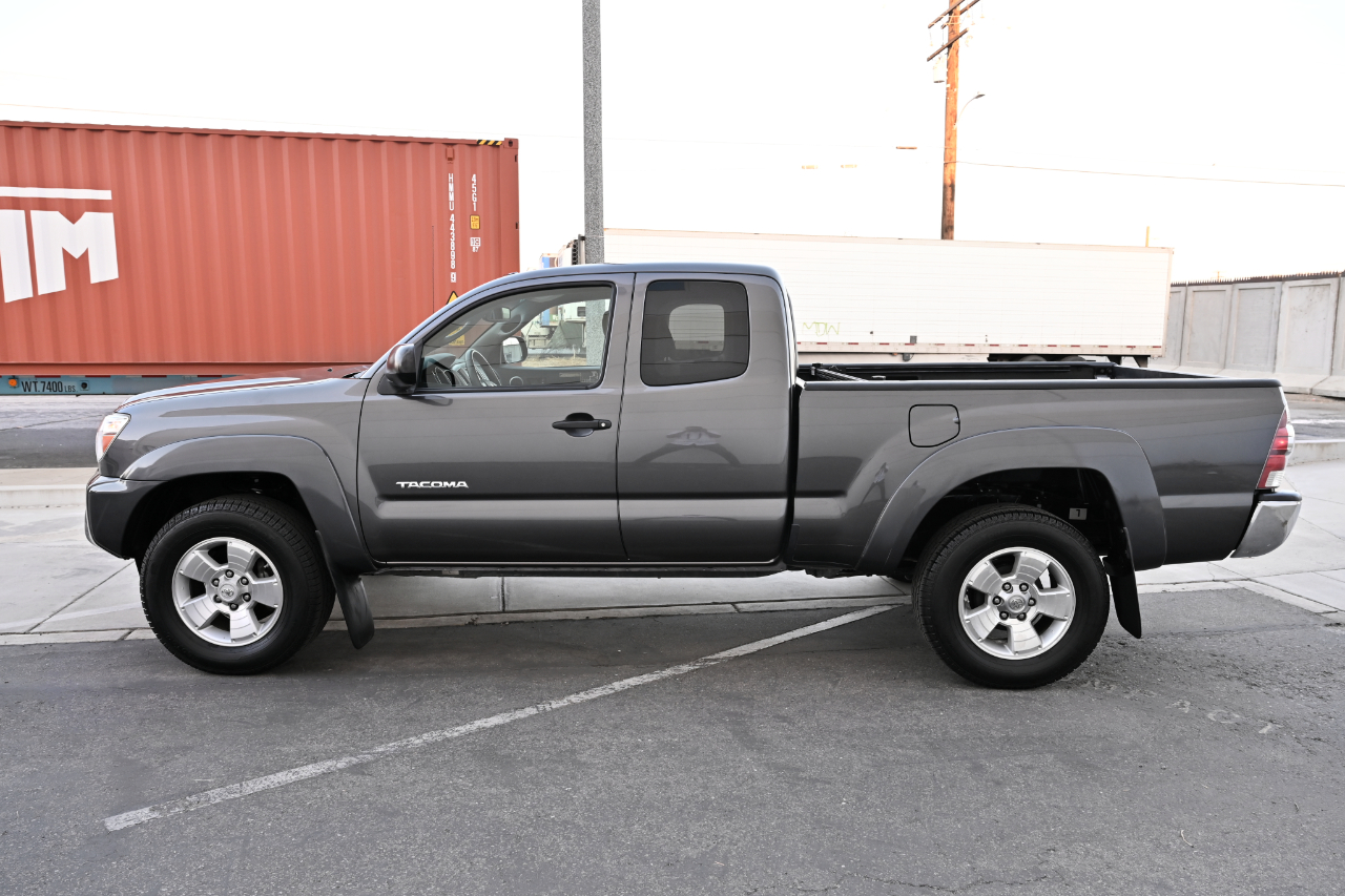 Toyota Tacoma  2012
