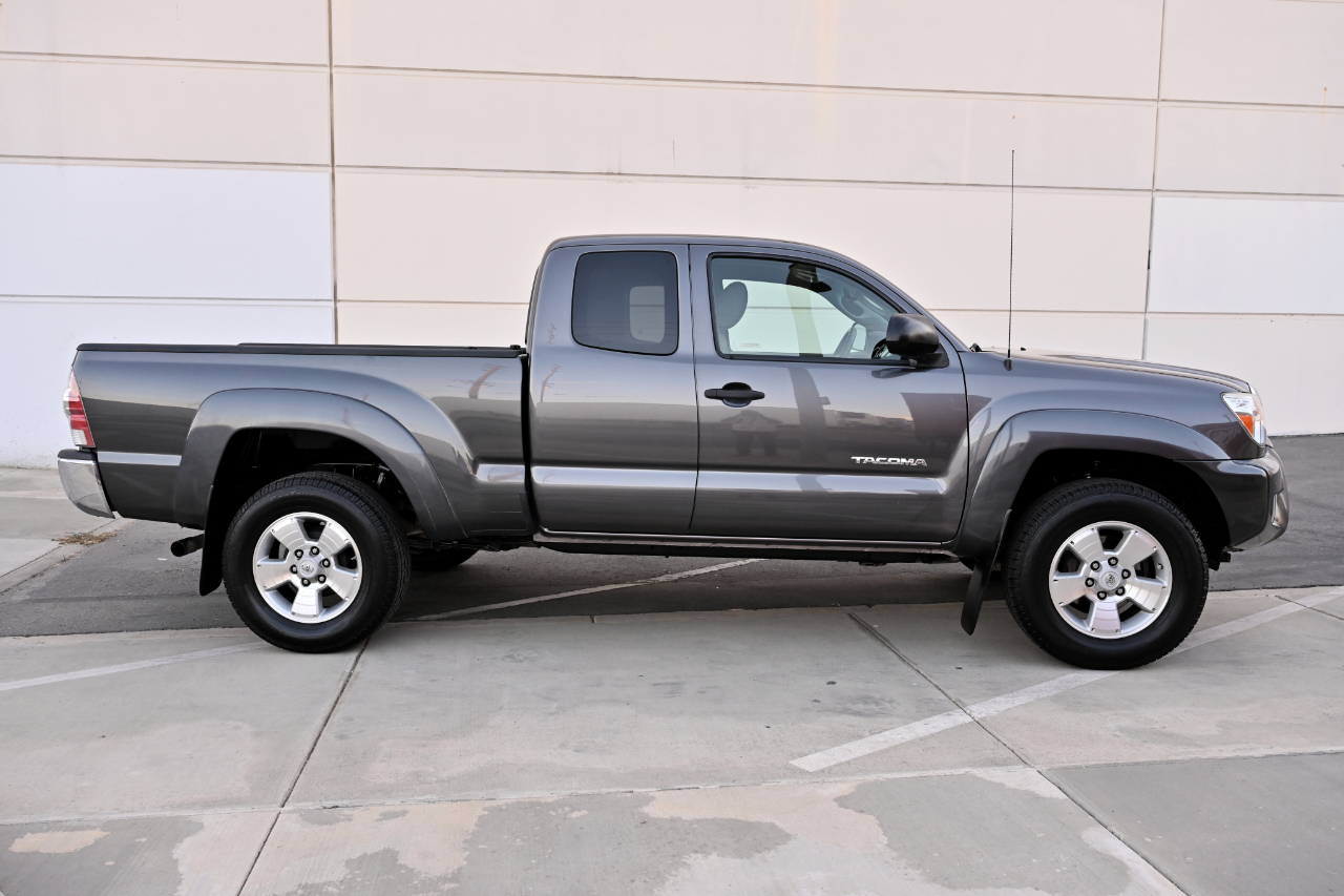 Toyota Tacoma  2012