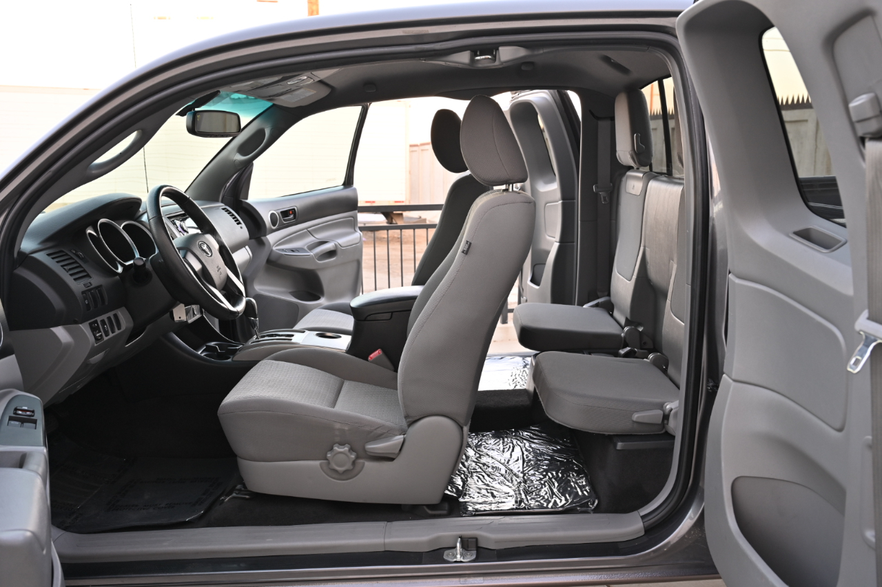 Toyota Tacoma  2012
