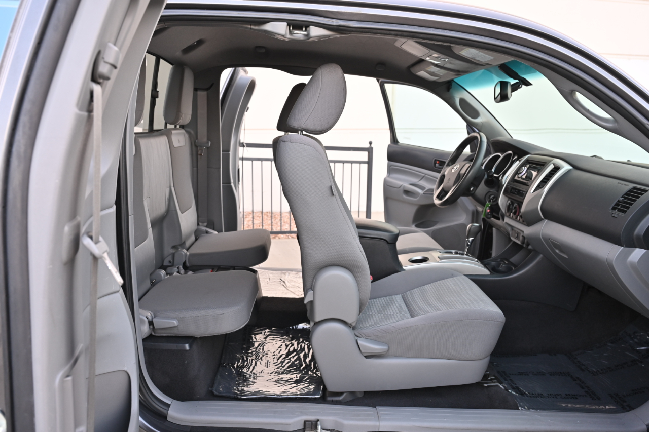 Toyota Tacoma  2012