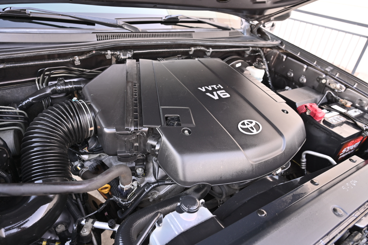 Toyota Tacoma  2012
