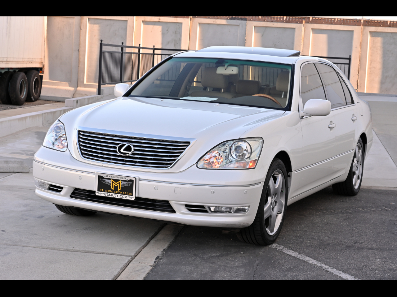 Lexus LS 430 Sedan 2005