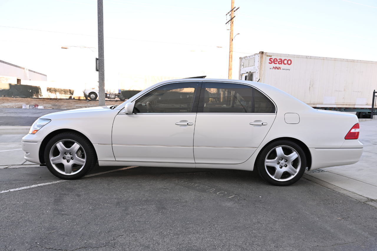 Lexus LS 430 Sedan 2005