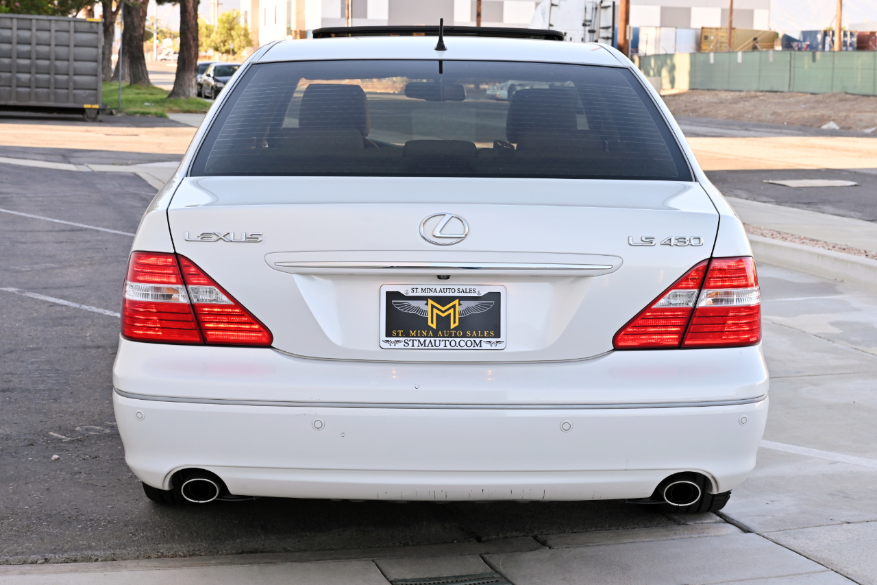 Lexus LS 430 Sedan 2005