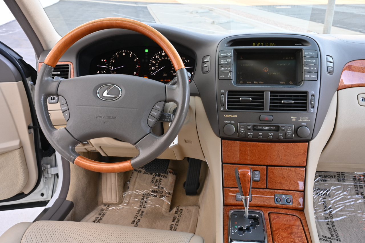 Lexus LS 430 Sedan 2005
