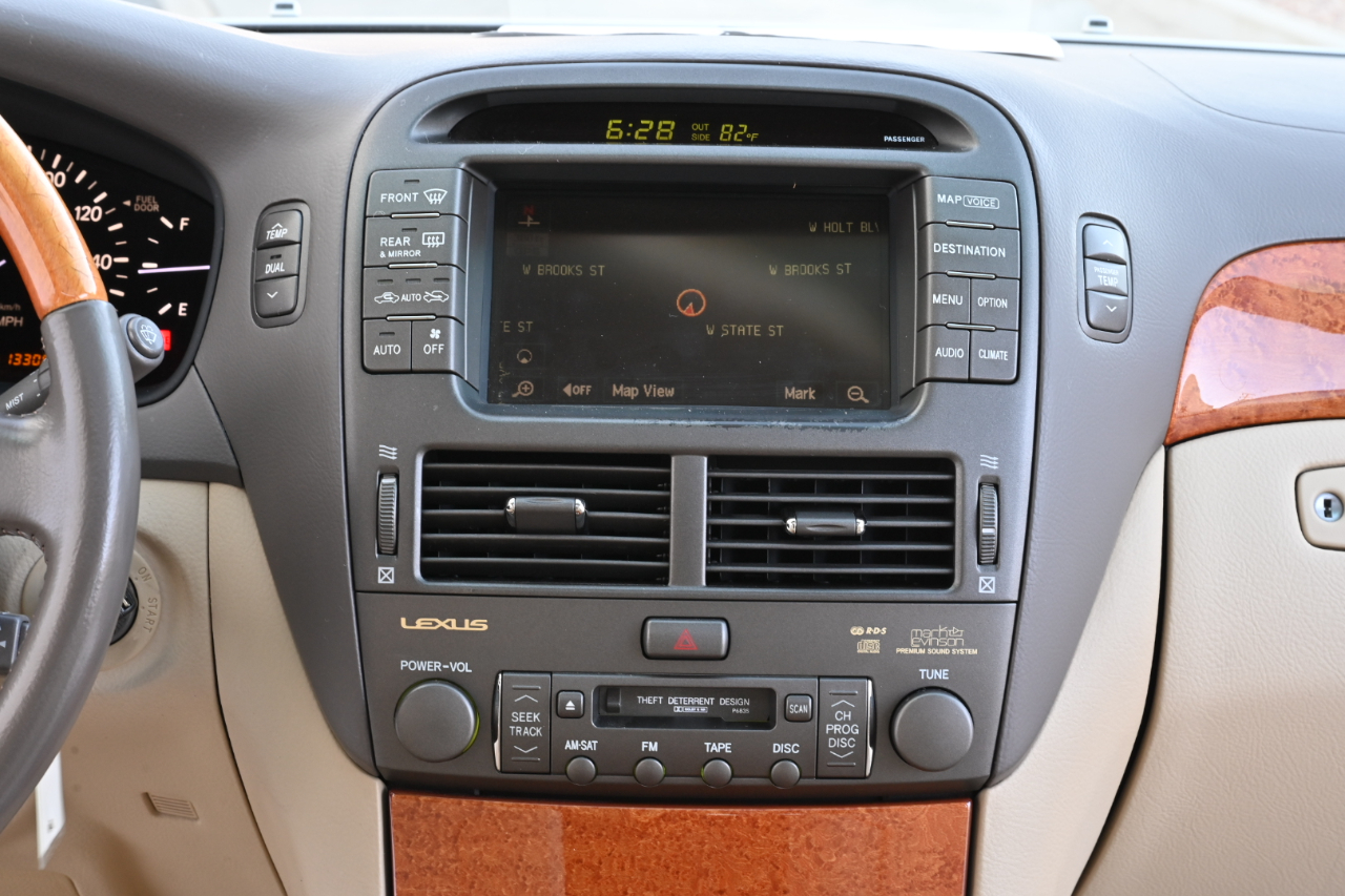Lexus LS 430 Sedan 2005