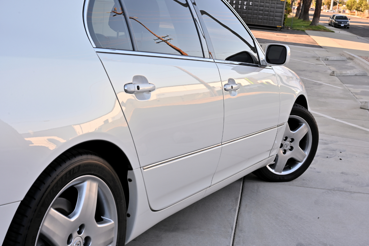 Lexus LS 430 Sedan 2005