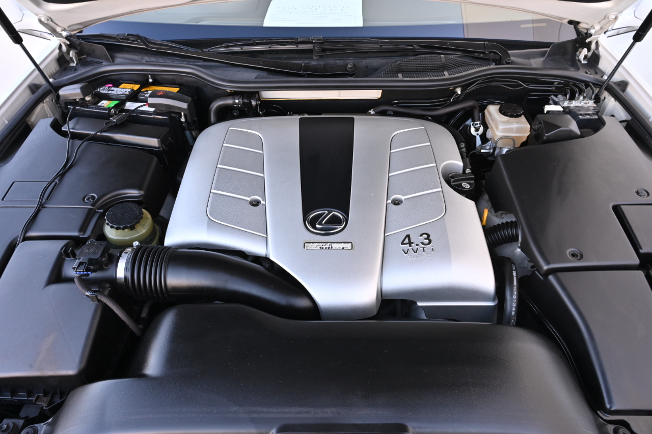 Lexus LS 430 Sedan 2005