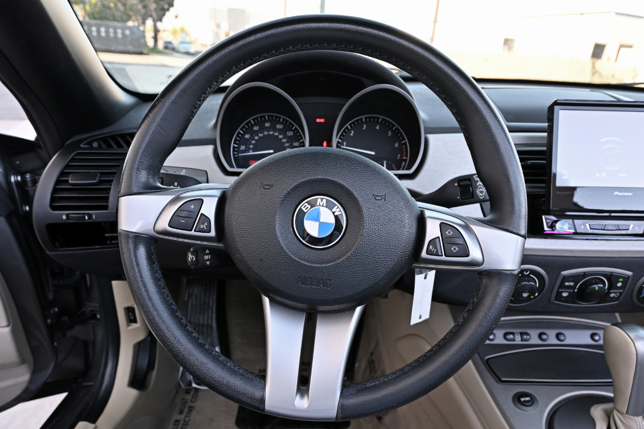 BMW Z4 2dr Roadster 3.0i 2004