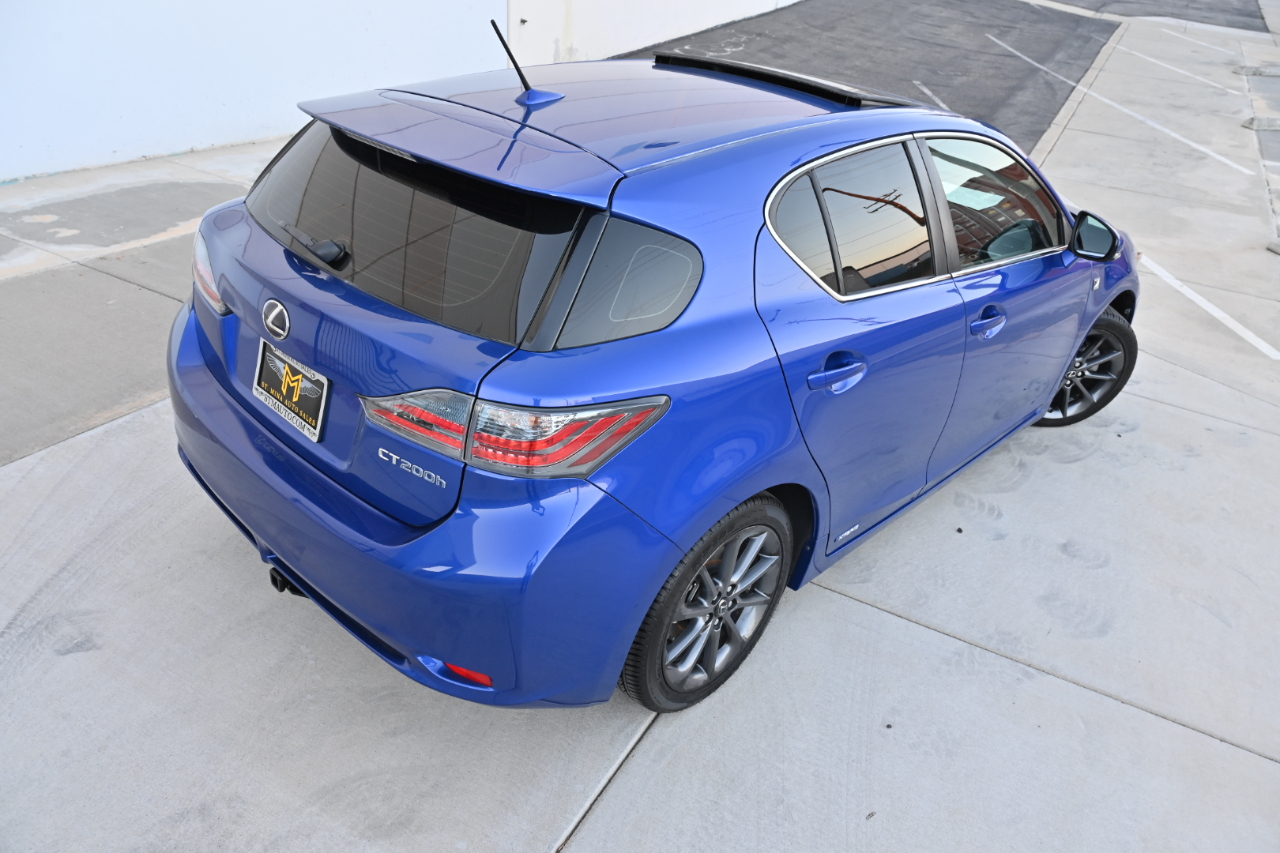 Lexus CT 200h  2013