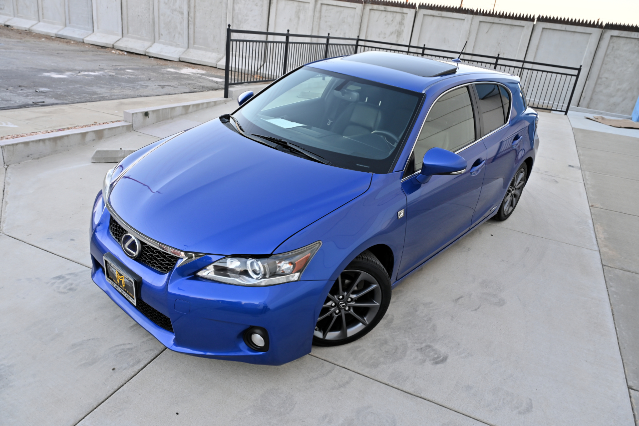 Lexus CT 200h  2013