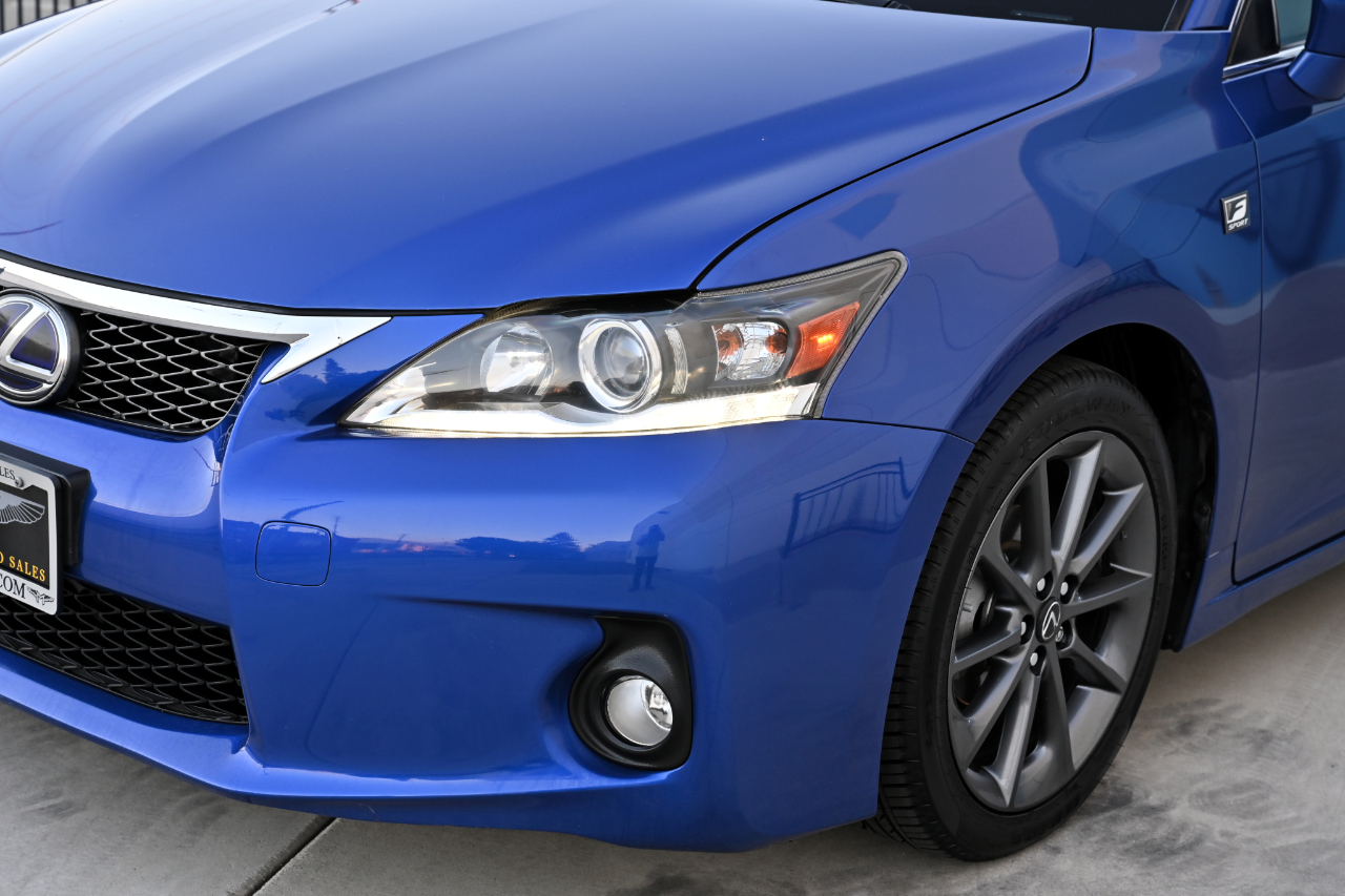 Lexus CT 200h  2013