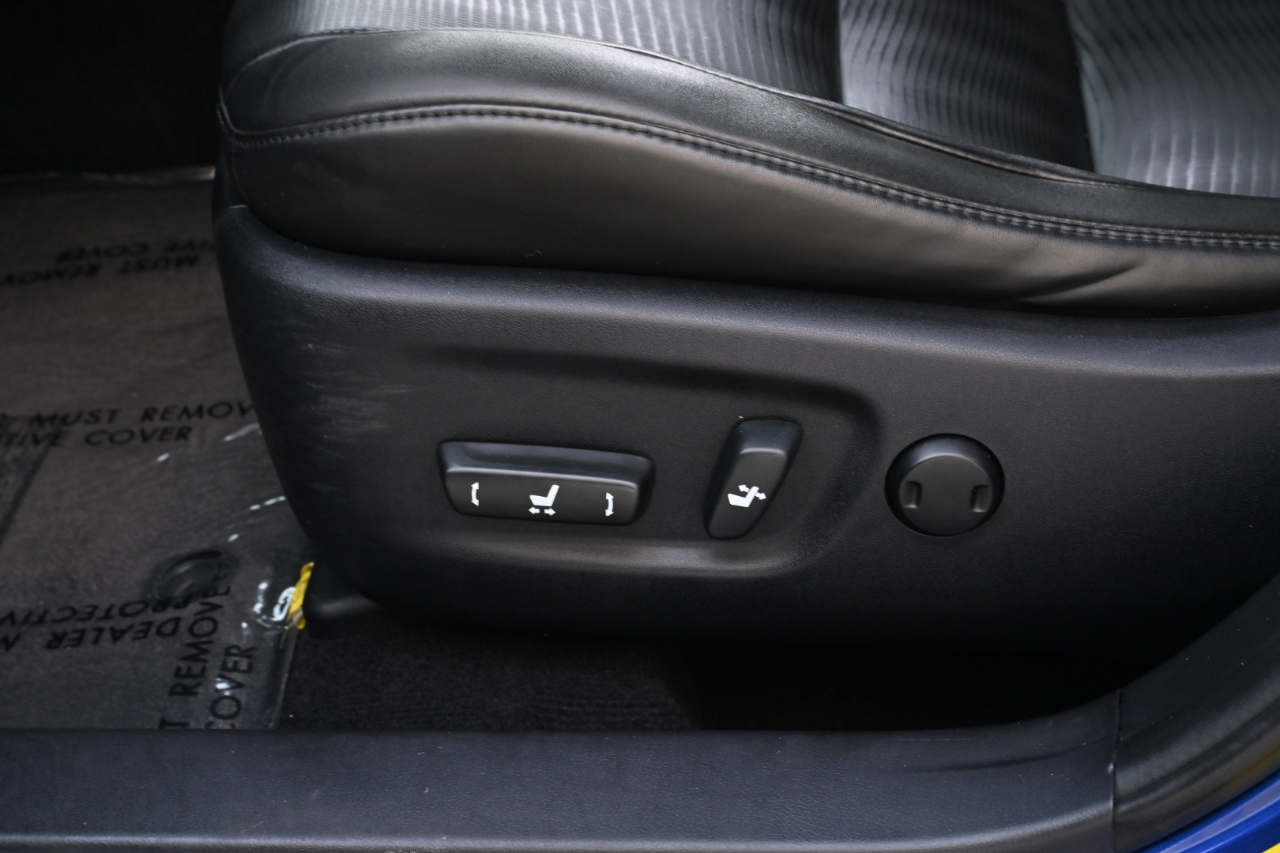 Lexus CT 200h  2013