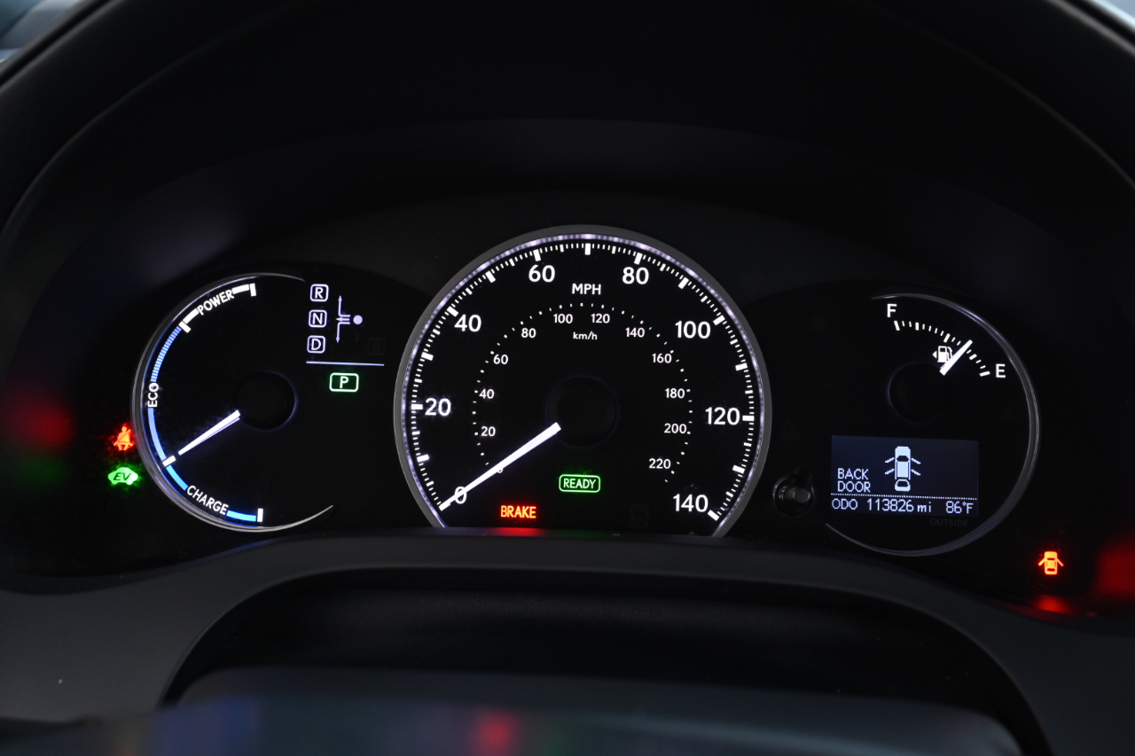 Lexus CT 200h  2013