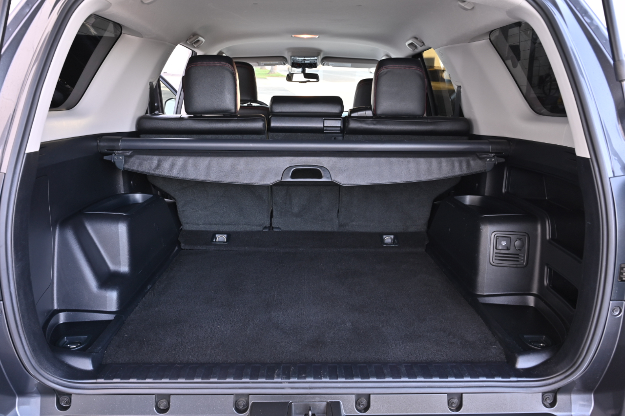 Toyota 4Runner photo 19