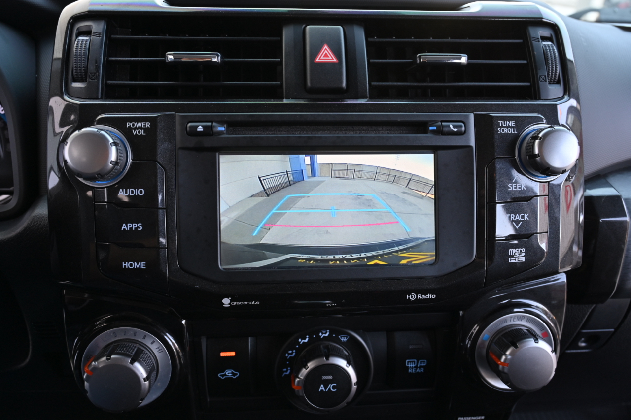 Toyota 4Runner photo 26