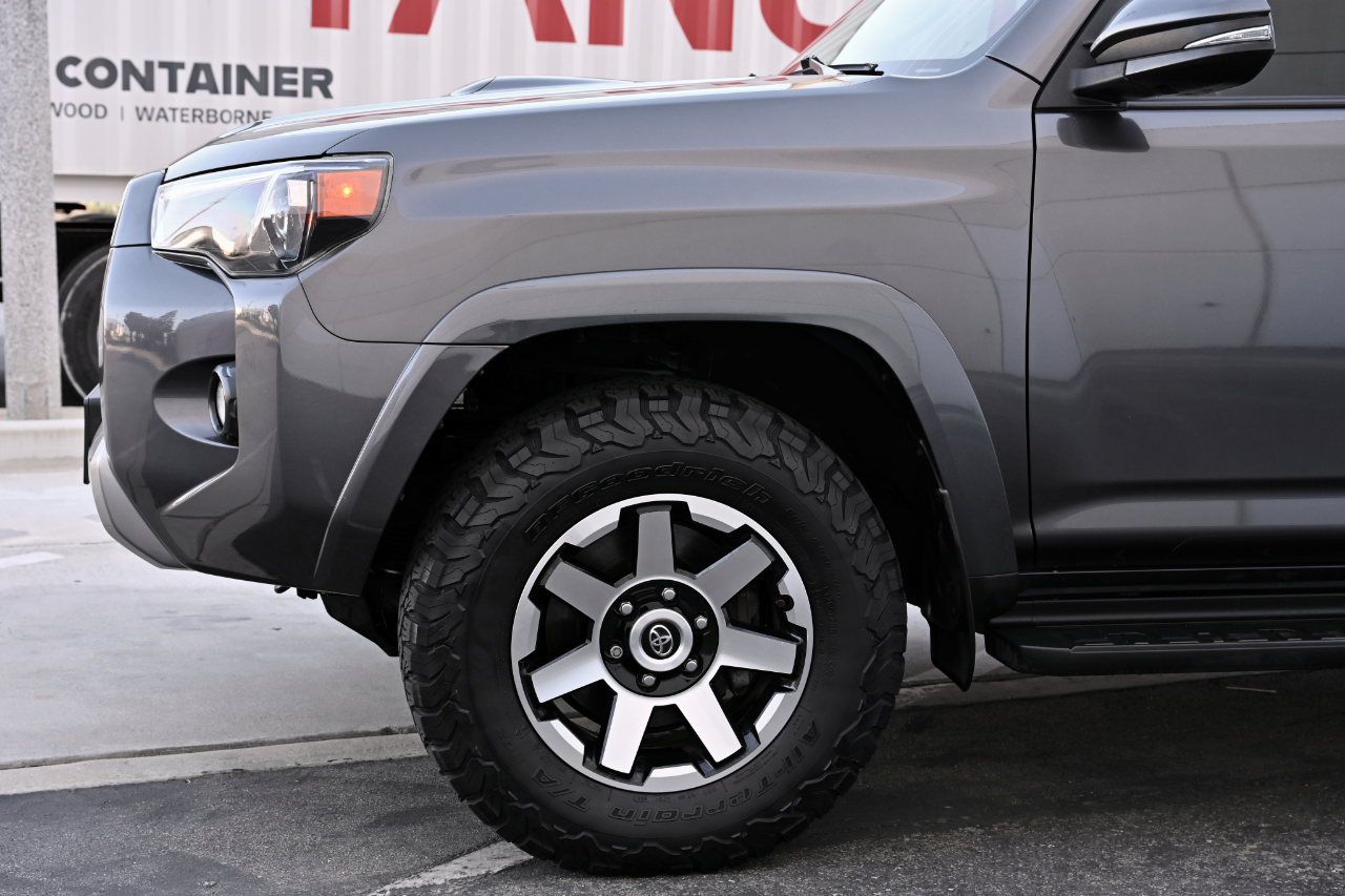 Toyota 4Runner photo 35
