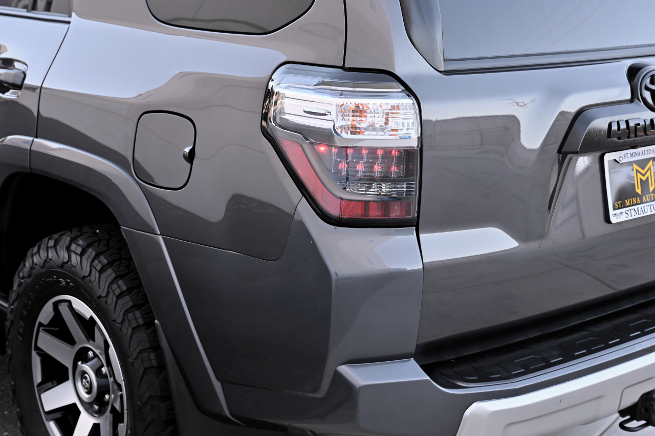 Toyota 4Runner photo 36