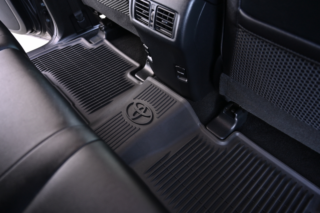 Toyota 4Runner photo 49