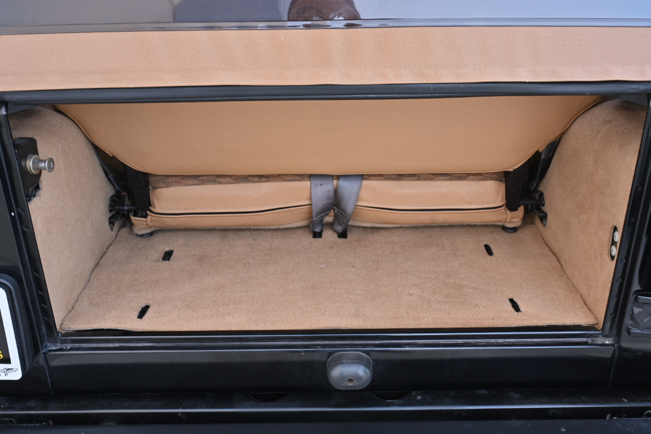 Jeep Wrangler SE 1998
