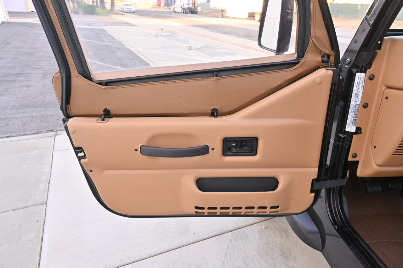 Jeep Wrangler SE 1998