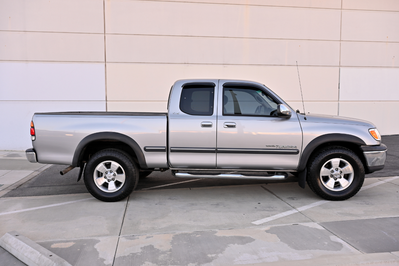 Toyota Tundra photo 8