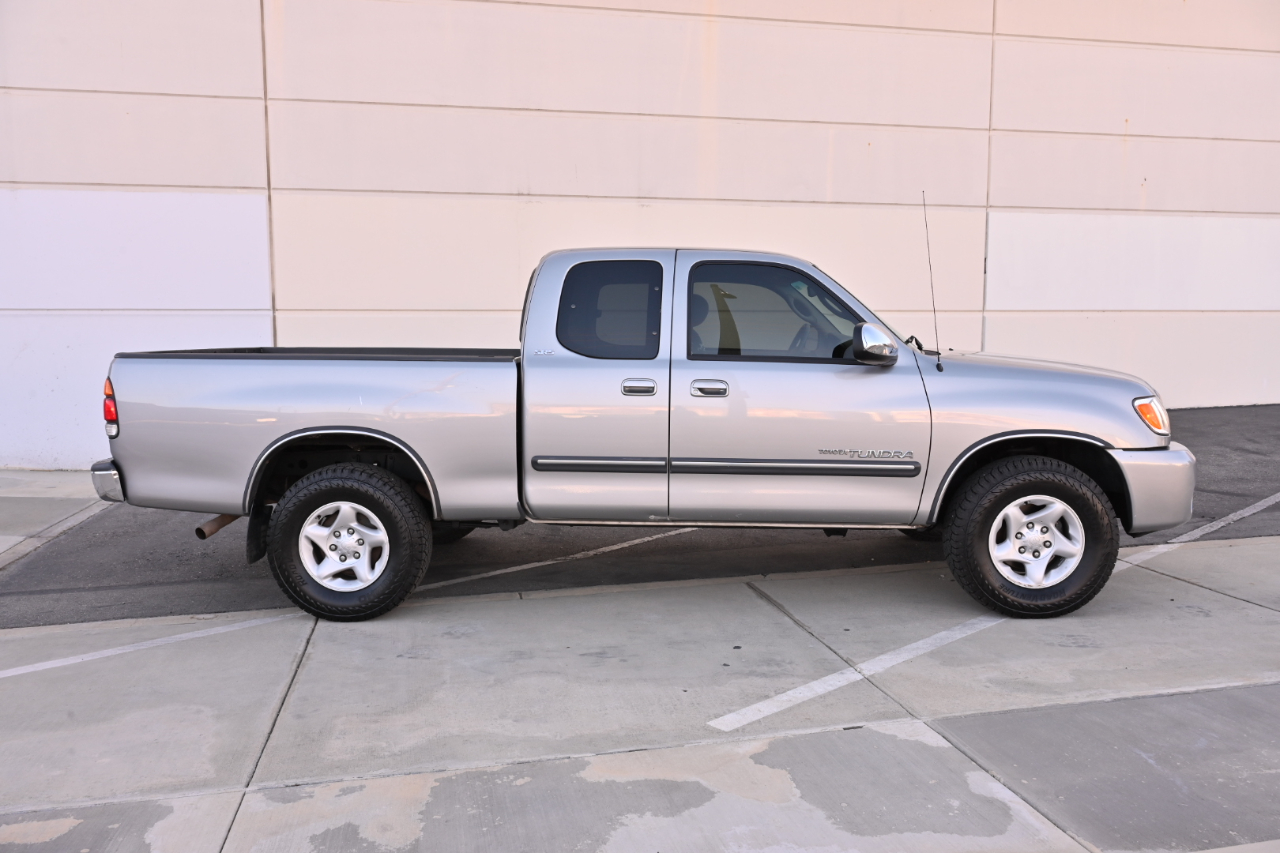 Toyota Tundra photo 8