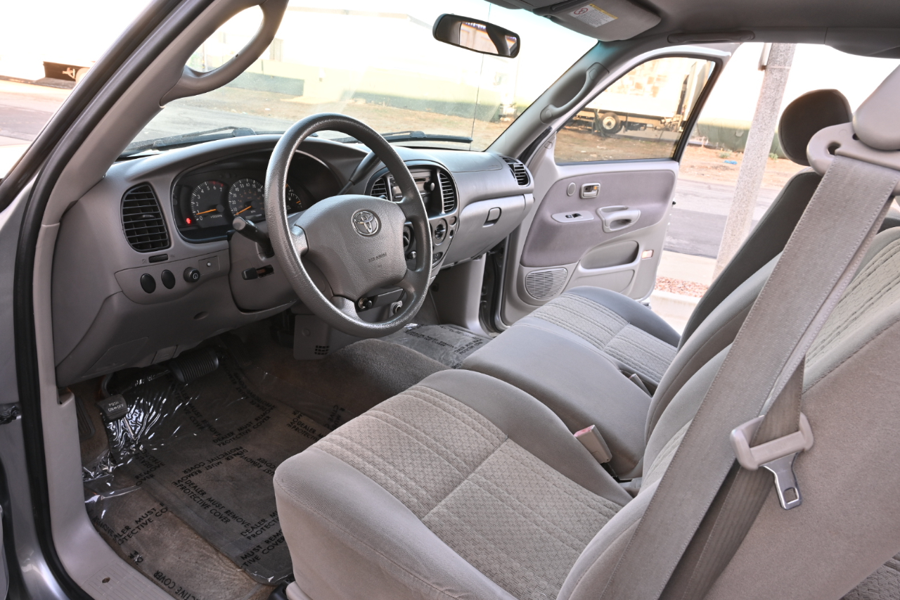 Toyota Tundra photo 12