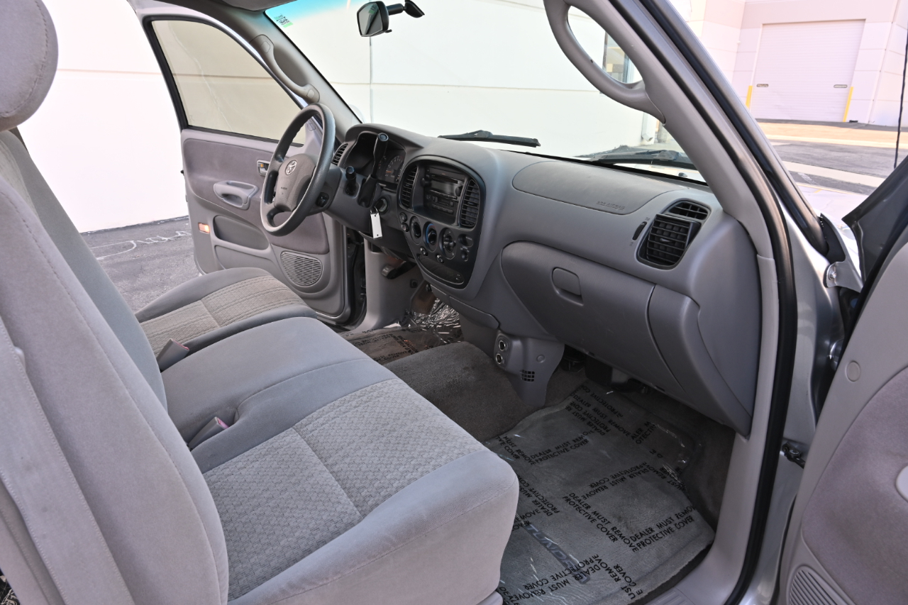 Toyota Tundra photo 14