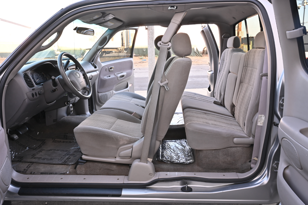 Toyota Tundra photo 18