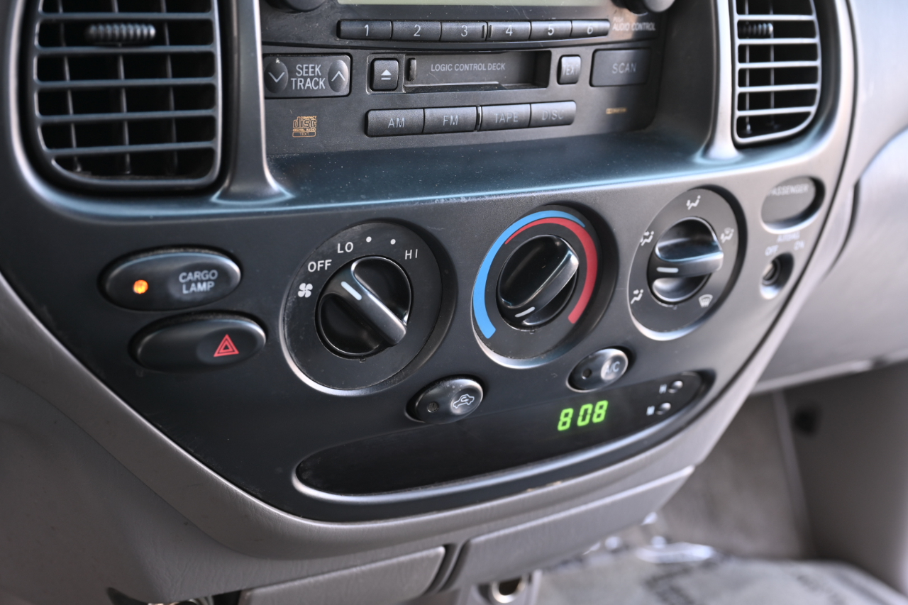 Toyota Tundra photo 23
