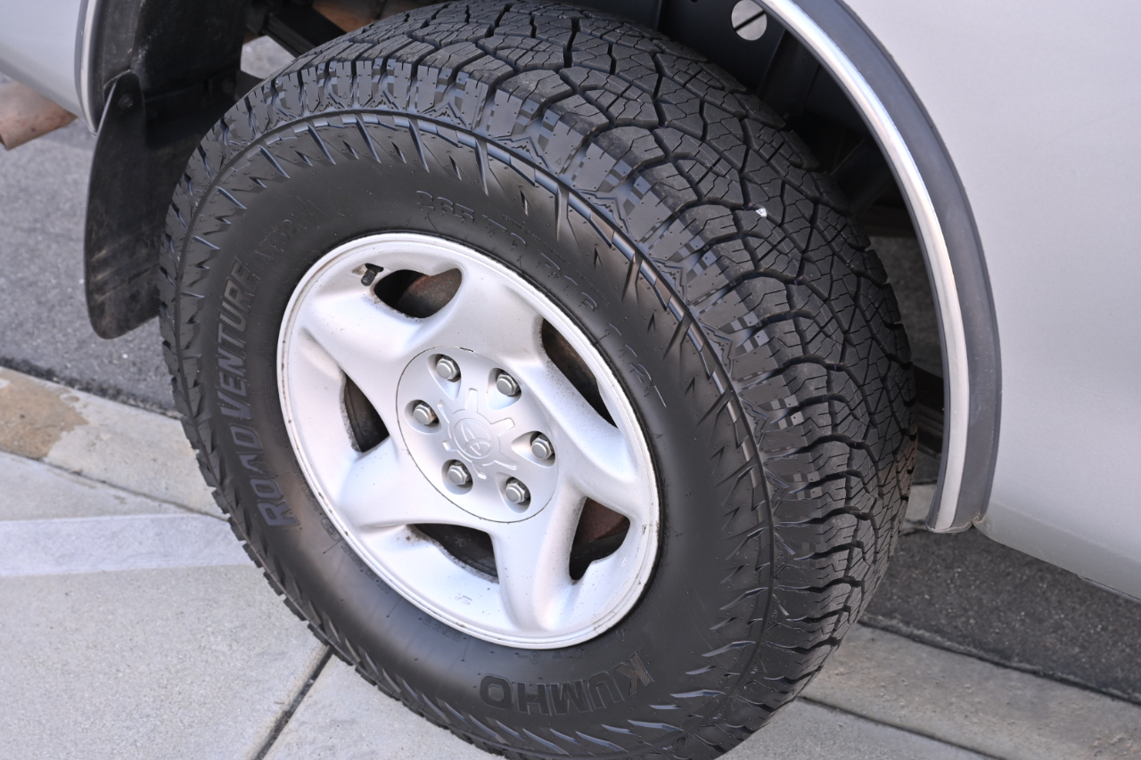 Toyota Tundra photo 25