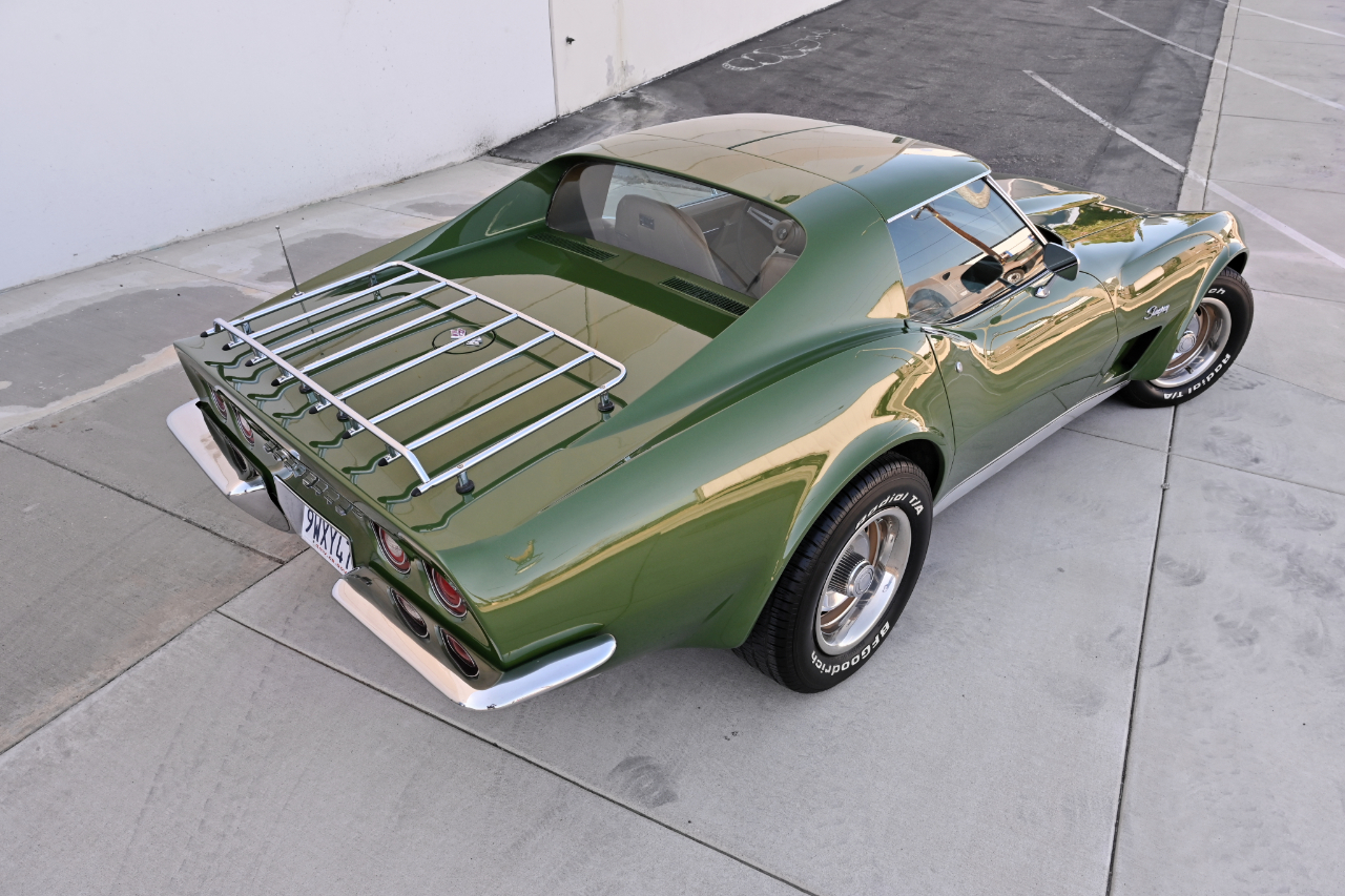 Mitsubishi Corvette photo 2