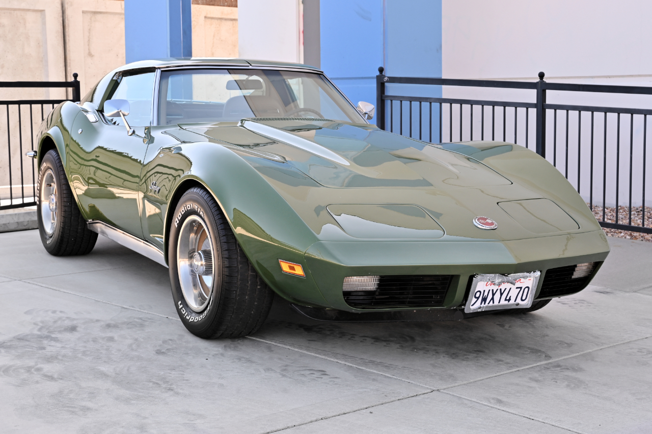 Mitsubishi Corvette photo 9