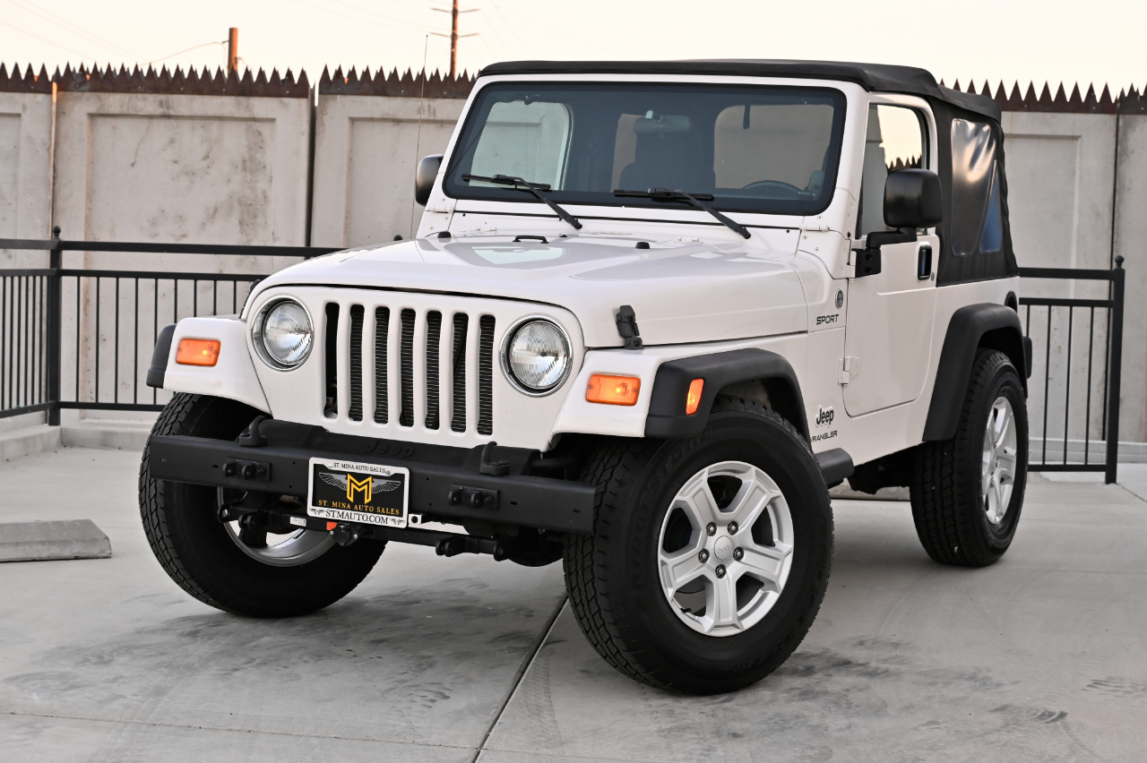 Jeep Wrangler photo 3