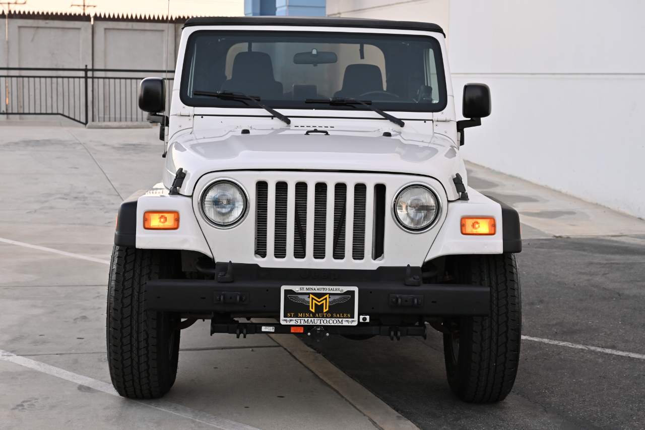 Jeep Wrangler photo 10