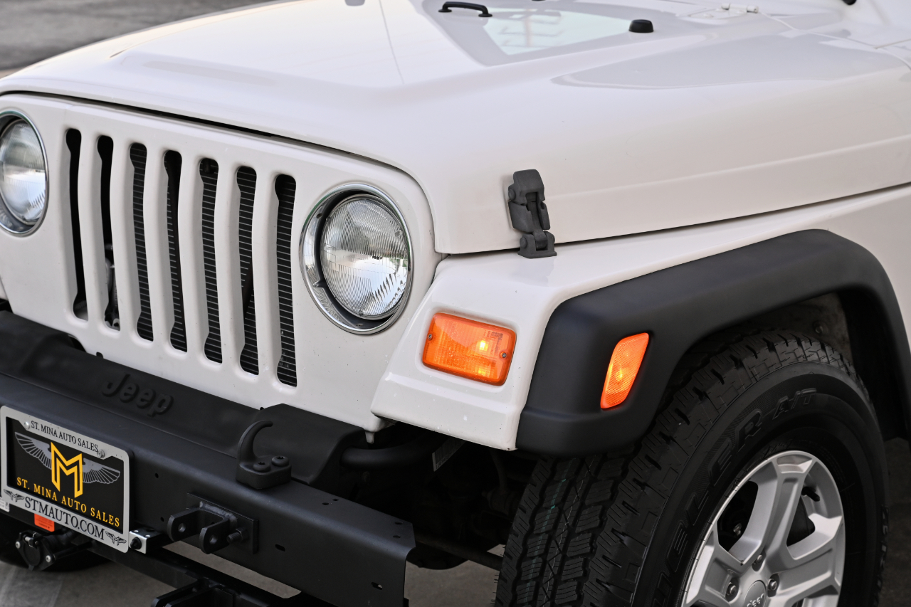 Jeep Wrangler photo 32