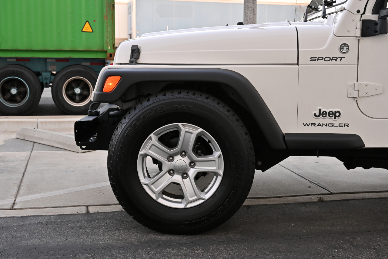 Jeep Wrangler photo 33