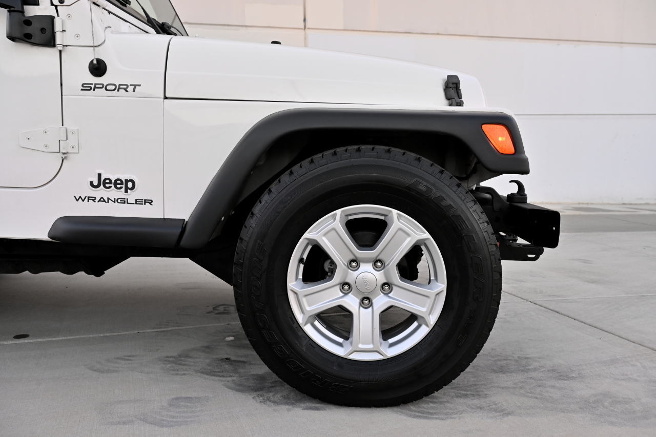 Jeep Wrangler photo 35