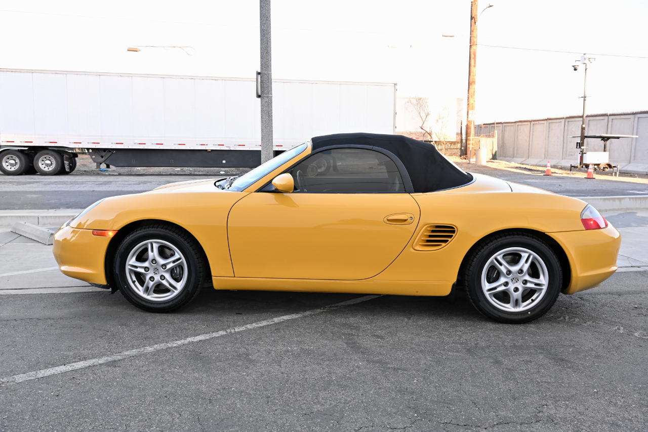 Porsche Boxster photo 5