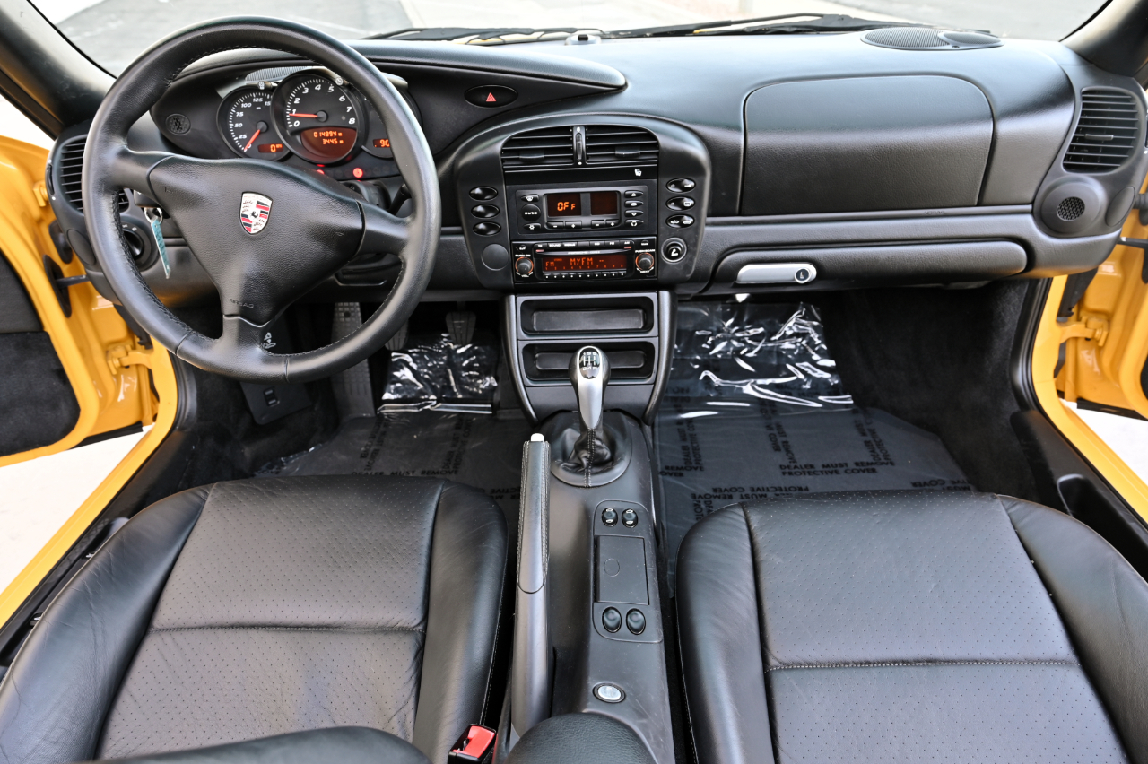 Porsche Boxster photo 17