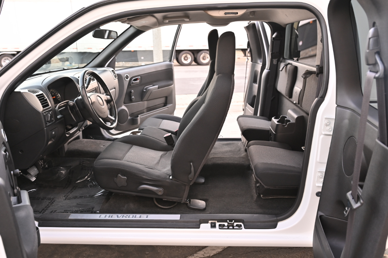 Chevrolet Colorado photo 13