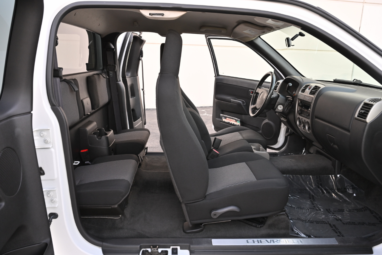 Chevrolet Colorado photo 14