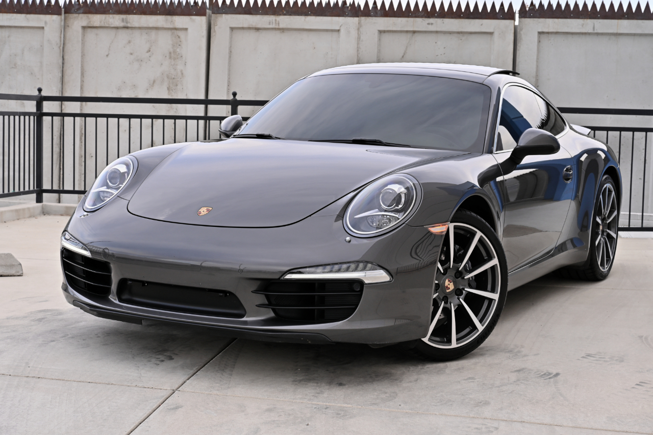 Porsche 911 photo 10