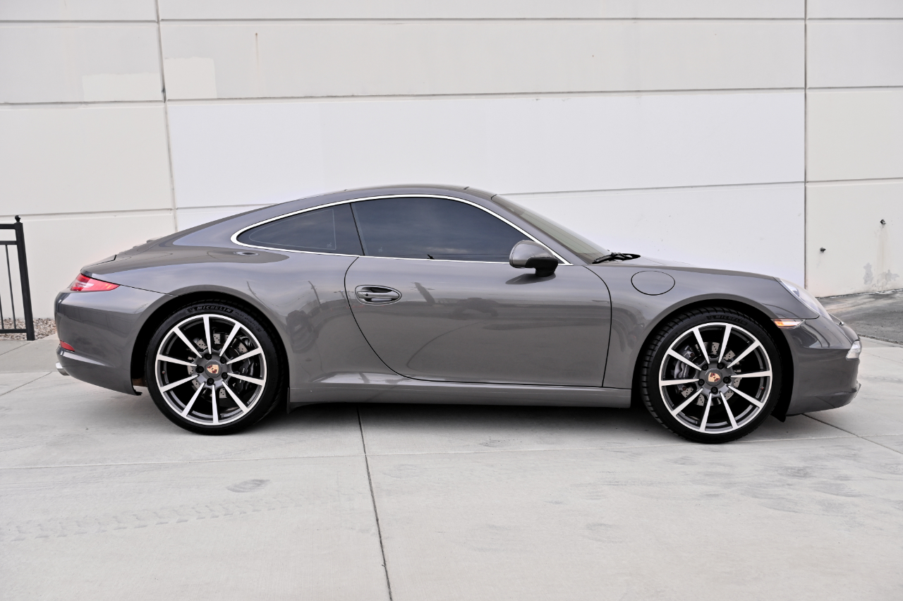 Porsche 911 photo 7
