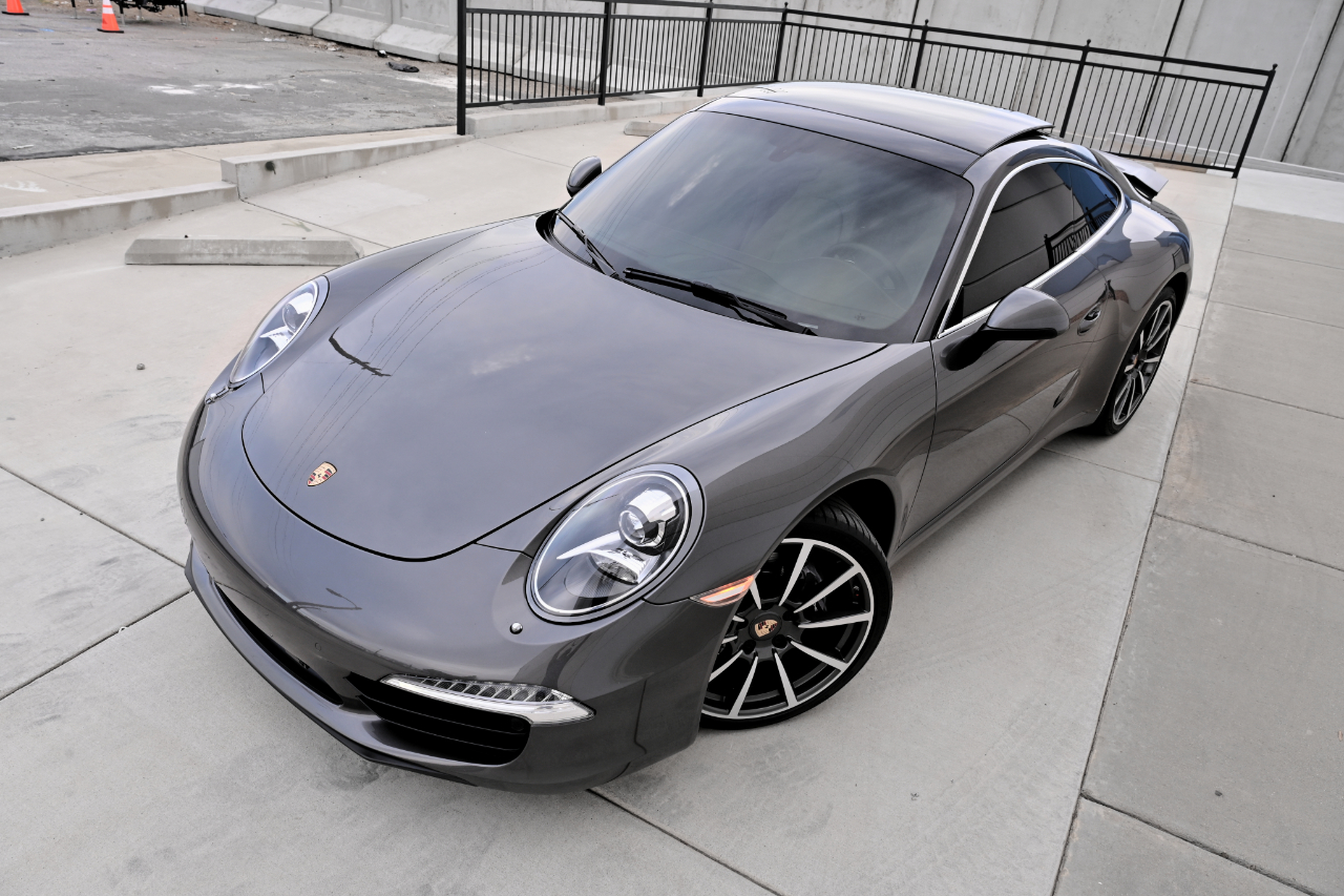 Porsche 911 photo 12