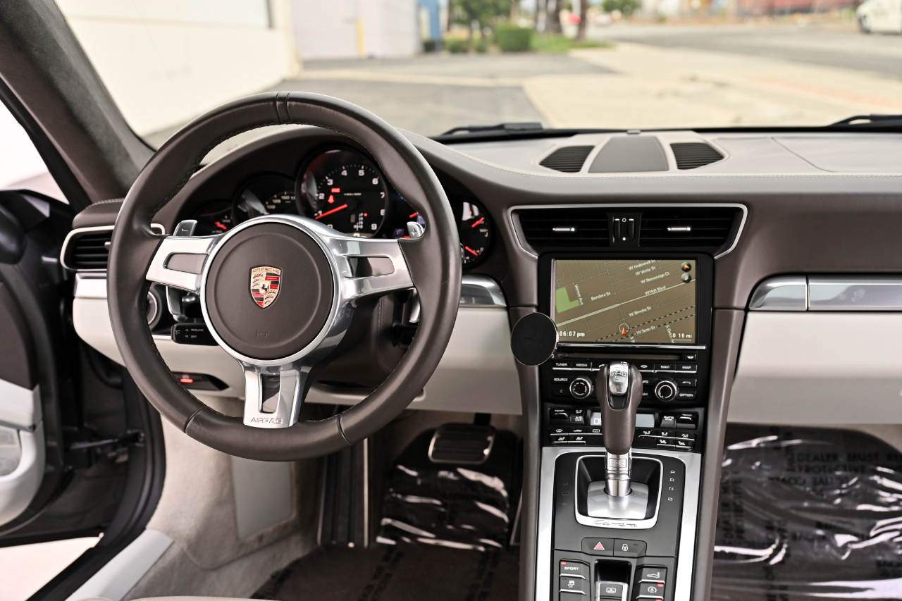 Porsche 911 photo 20